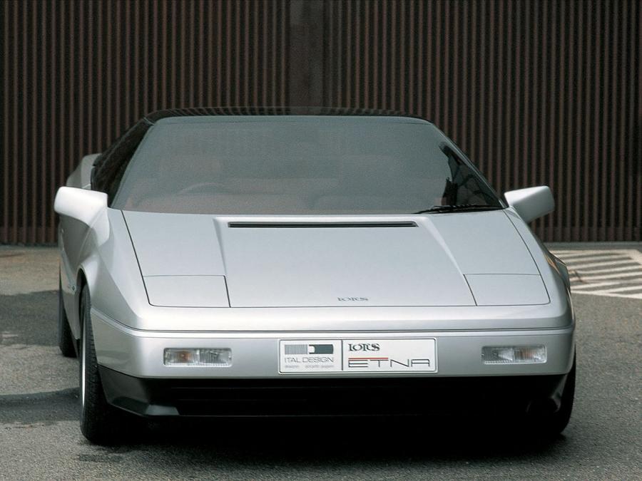  Lotus Etna Concept 1984 года  (фото 8 из 15)
